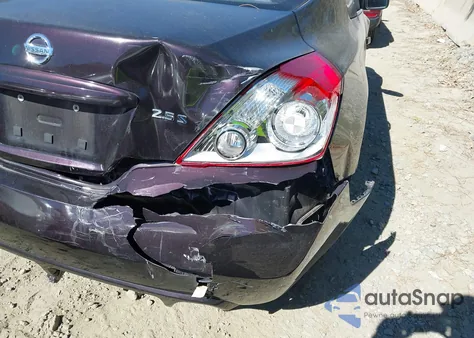 2010 Nissan Altima 2.5 S z USA, uszkodzony, nr VIN 1N4AL2EP0AC190658